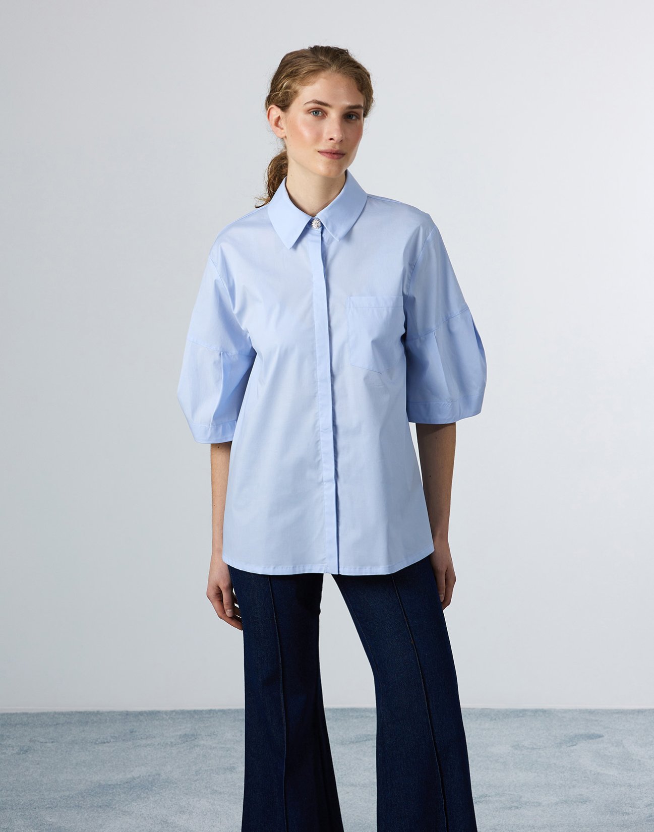 Poplin shirt with pleats