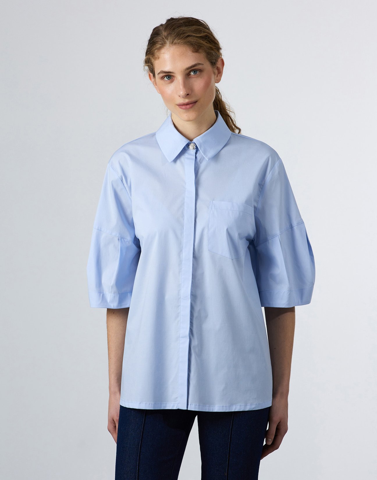 Poplin shirt with pleats