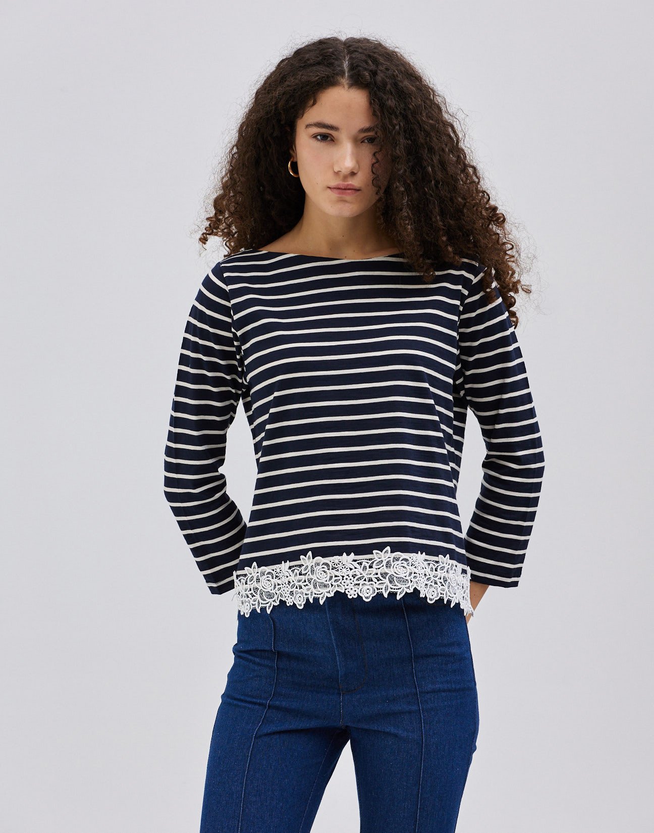 Striped blouse with lace