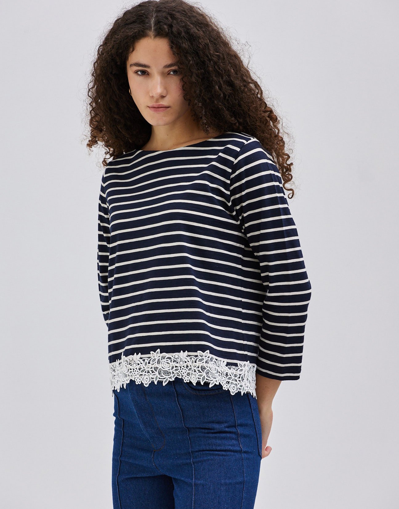 Striped blouse with lace