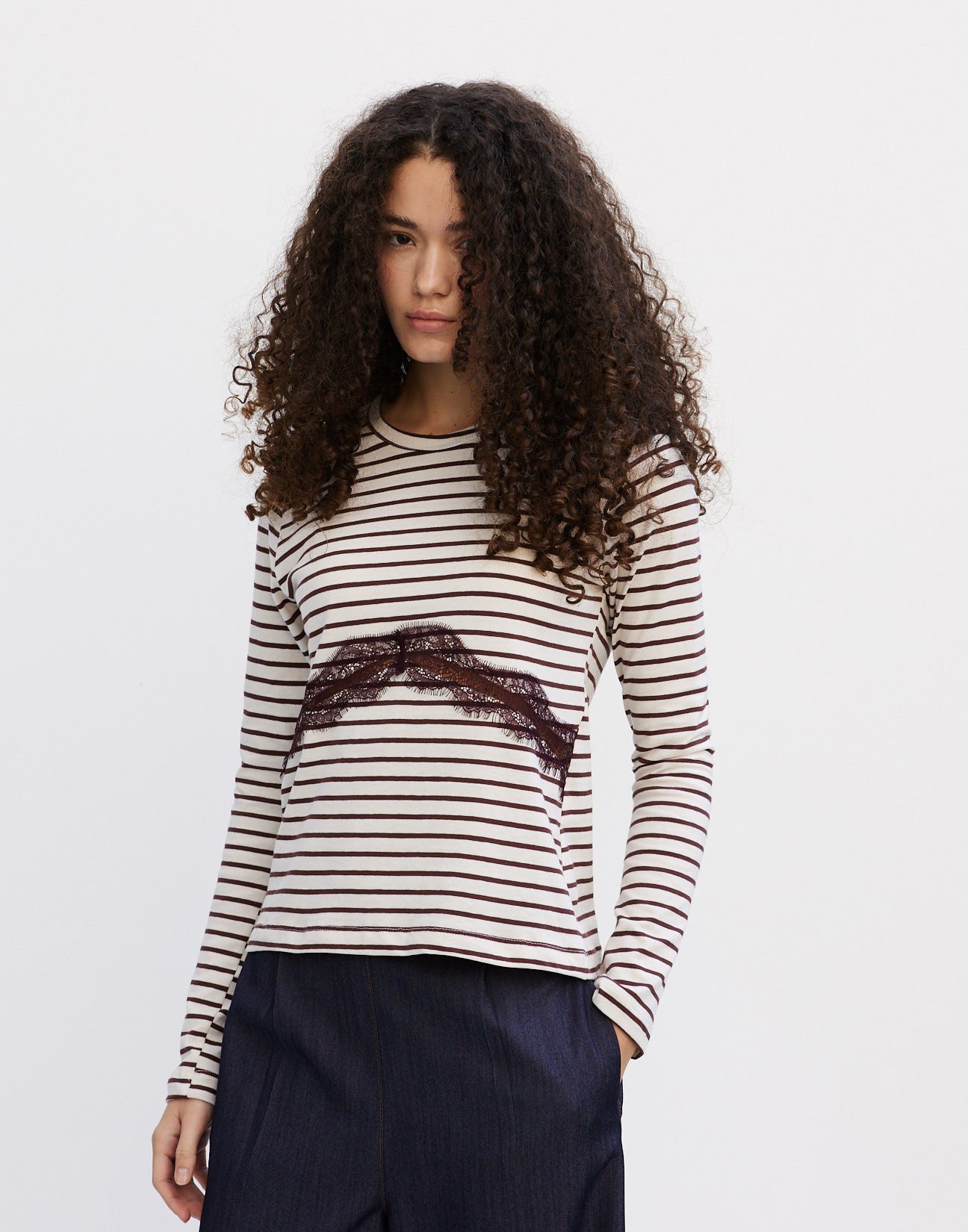 Striped blouse with lace