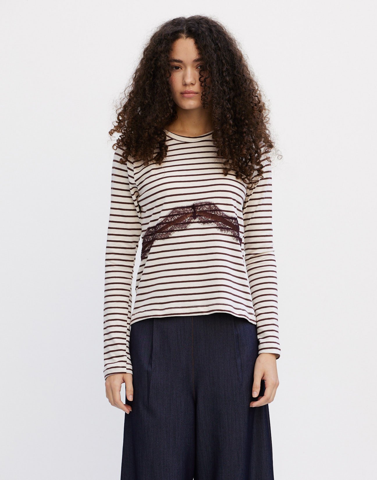 Striped blouse with lace