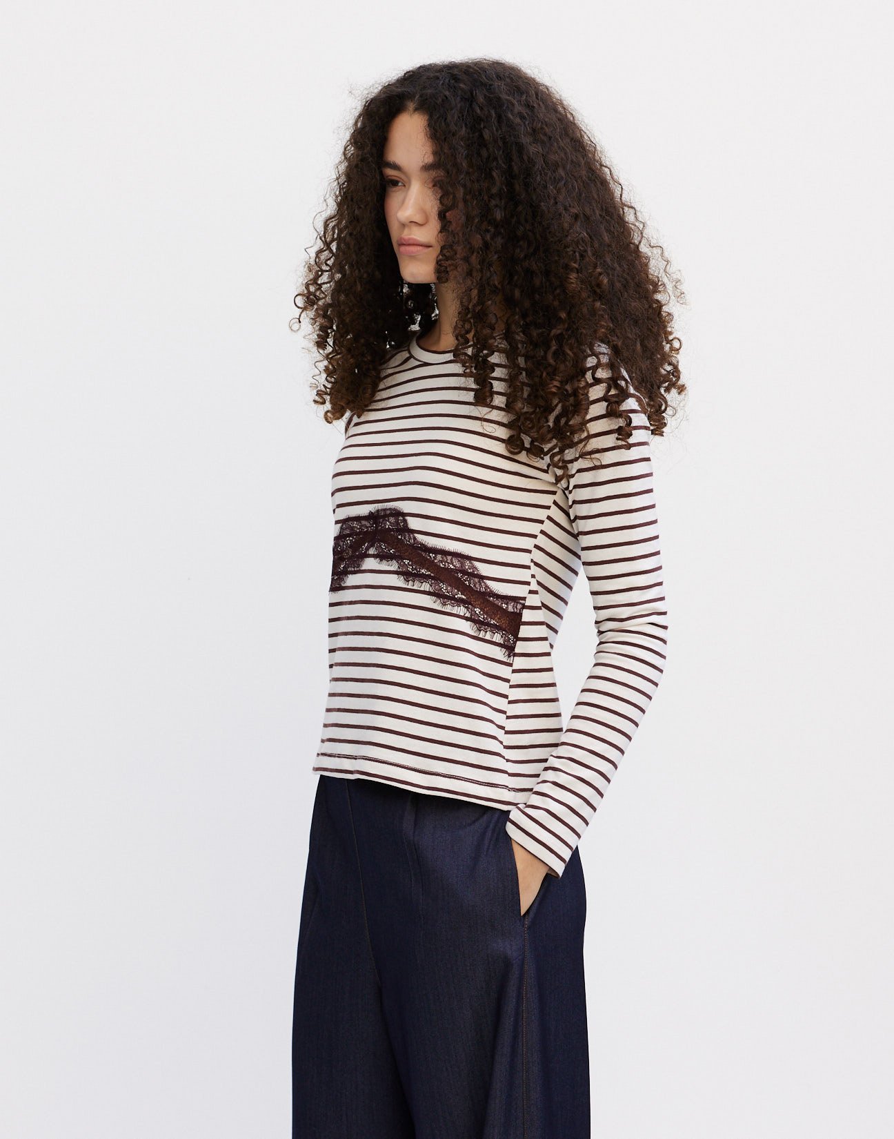 Striped blouse with lace