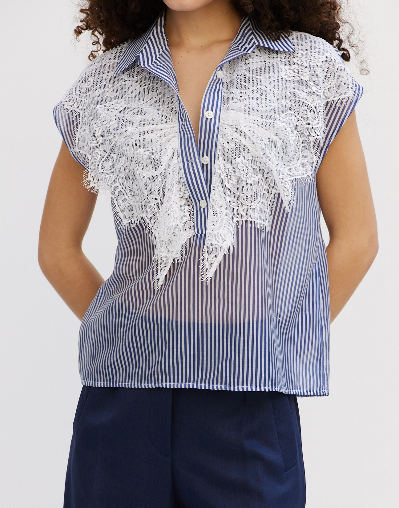 Striped blouse with lace