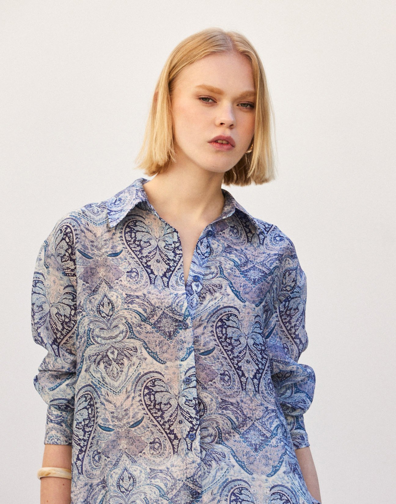 Oversized printed shirt