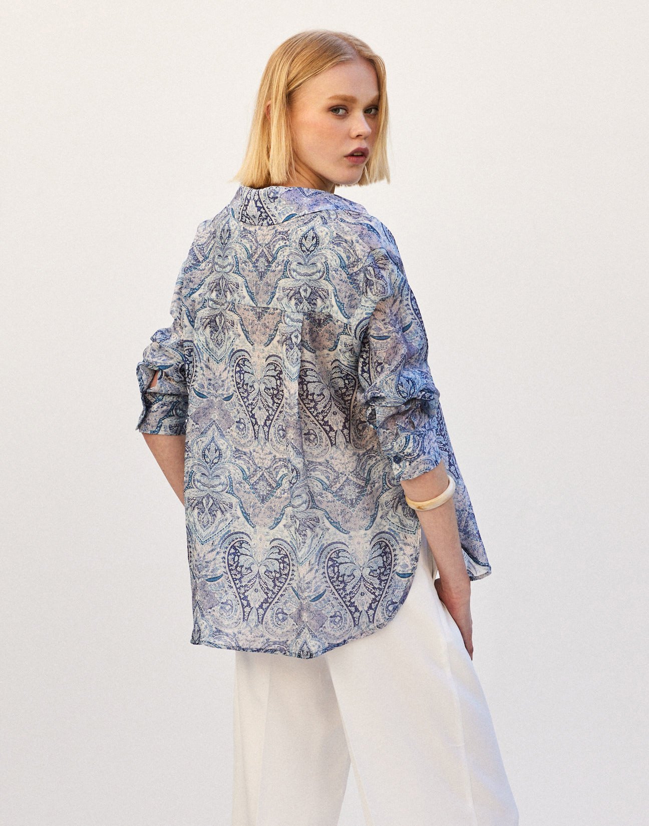 Oversized printed shirt