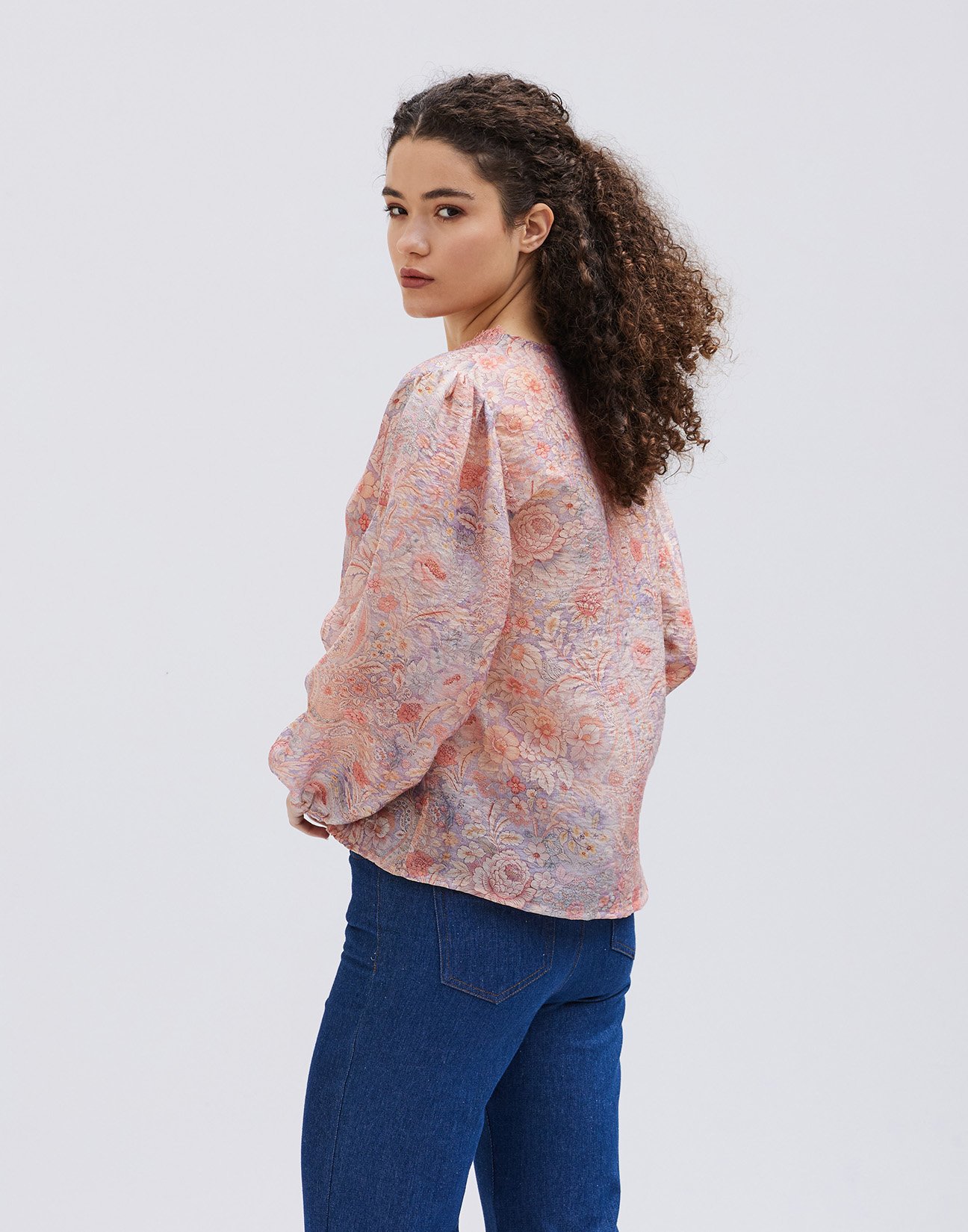 Printed blouse with lace