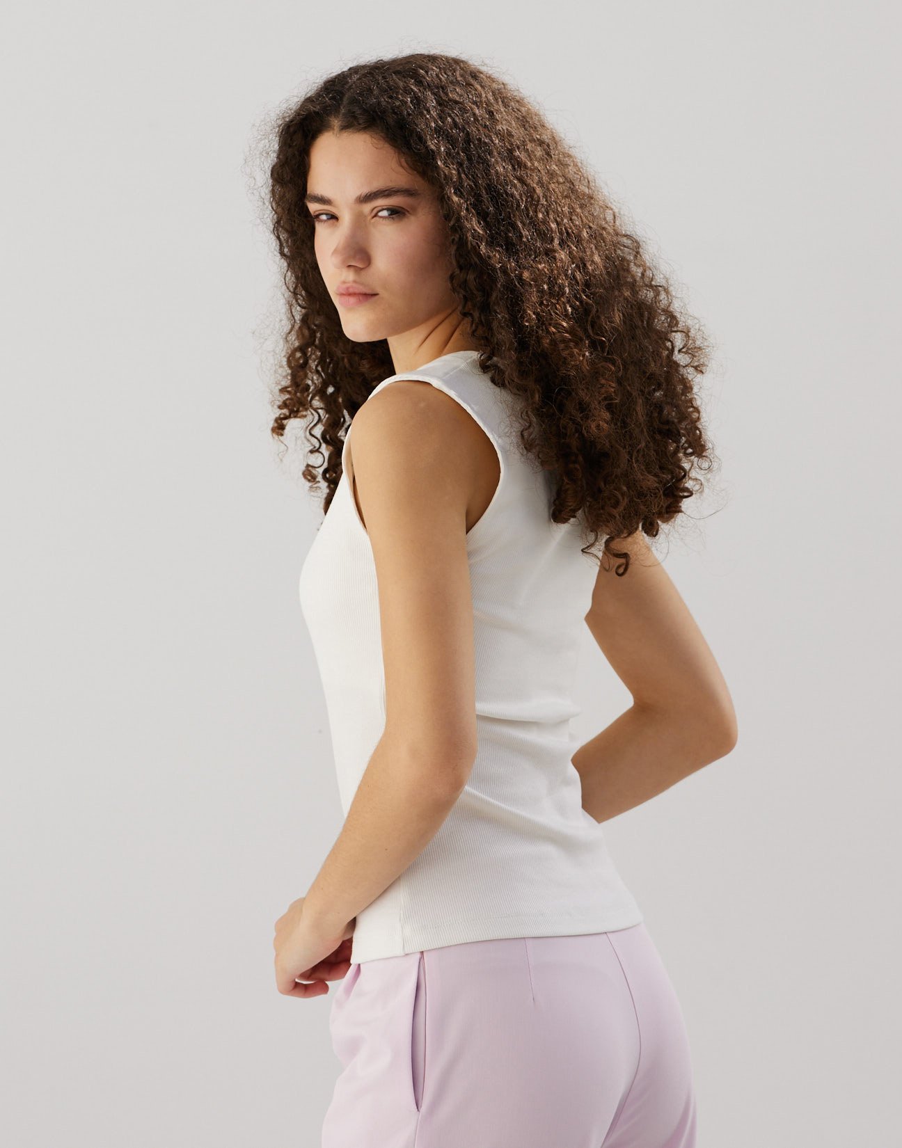 Ribbed sleeveless top