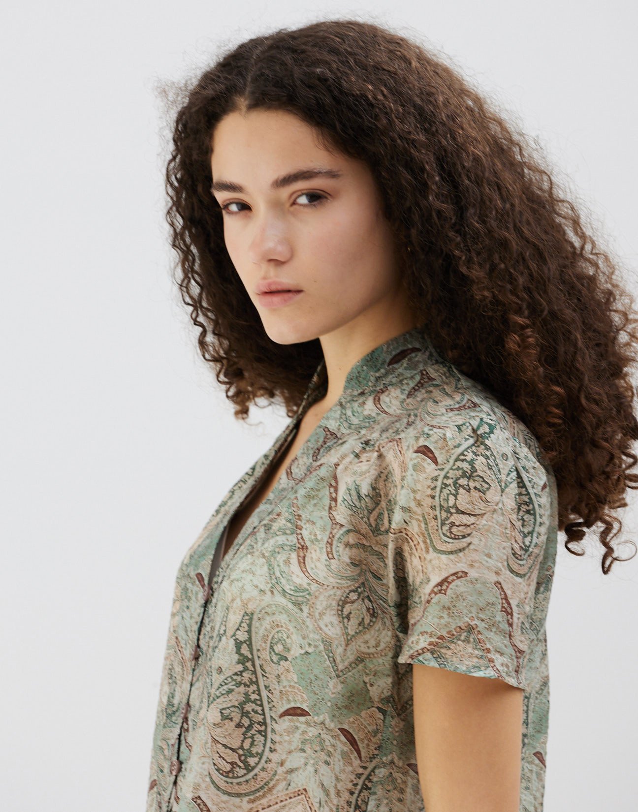 Printed shirt with gather