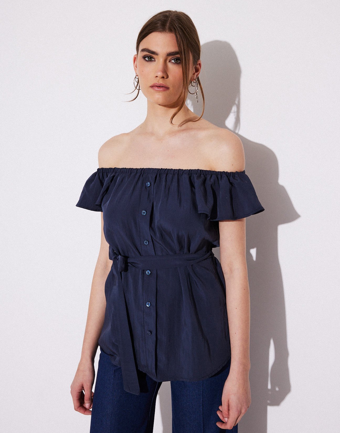 Off shoulders top