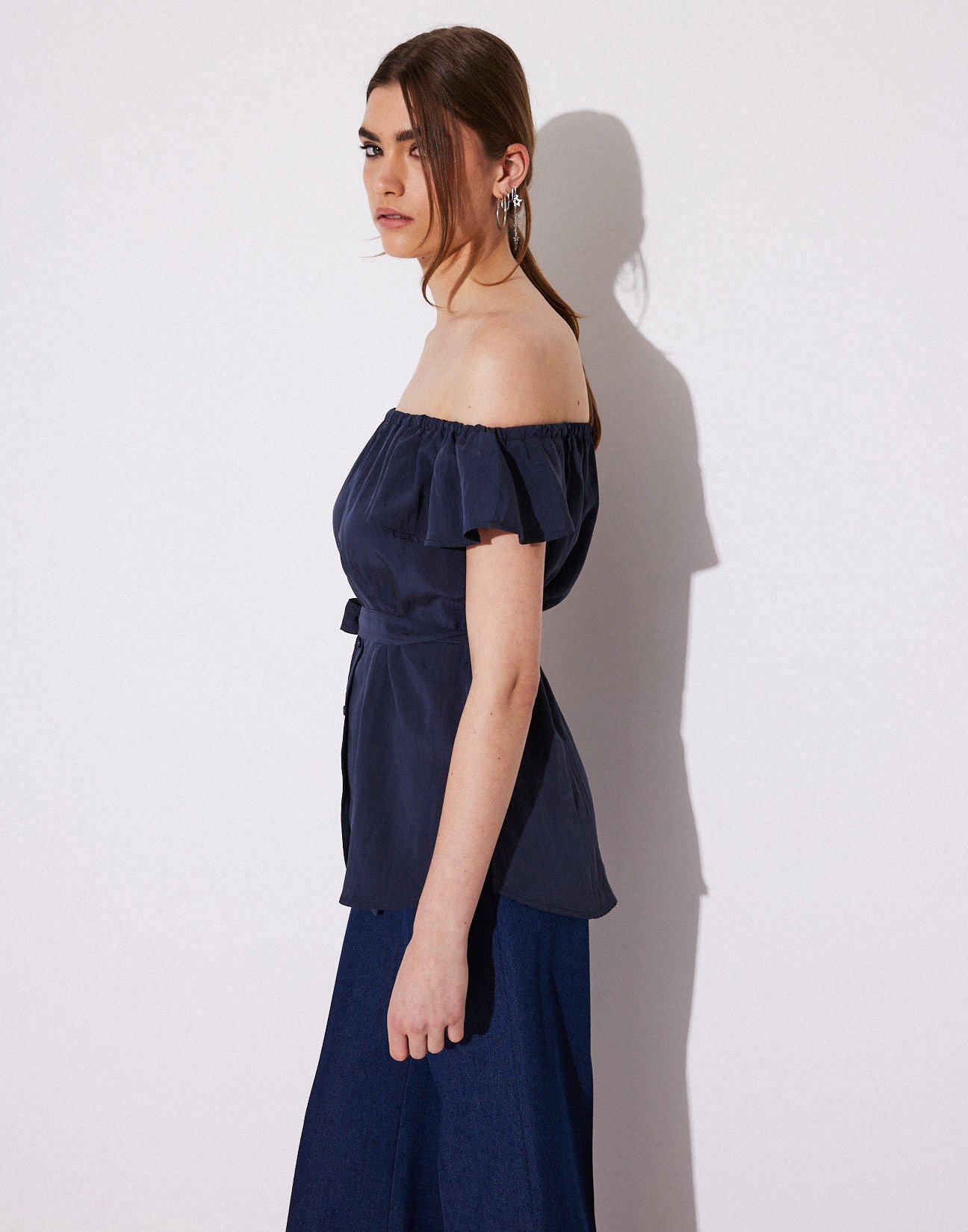 Off shoulders top