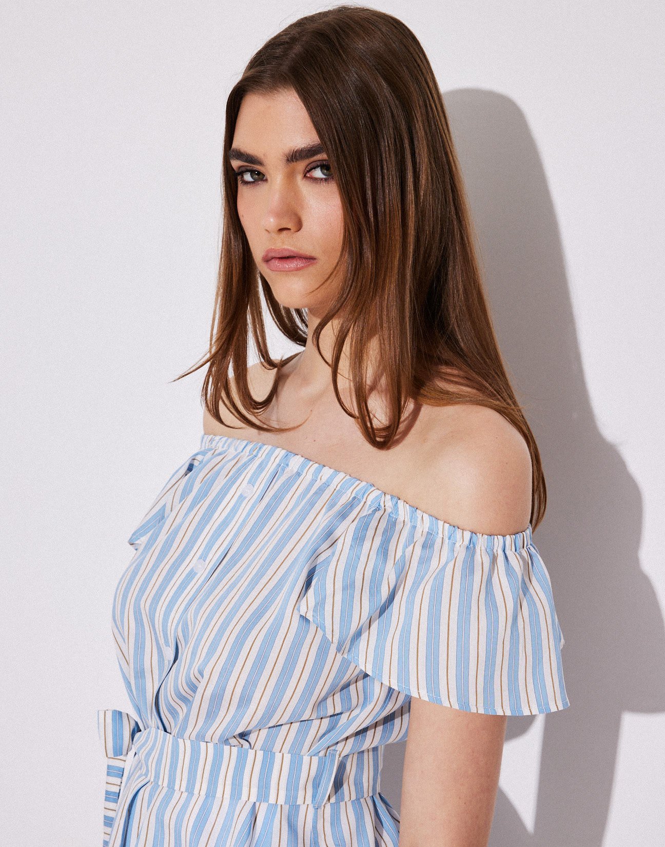 Off shoulders striped top
