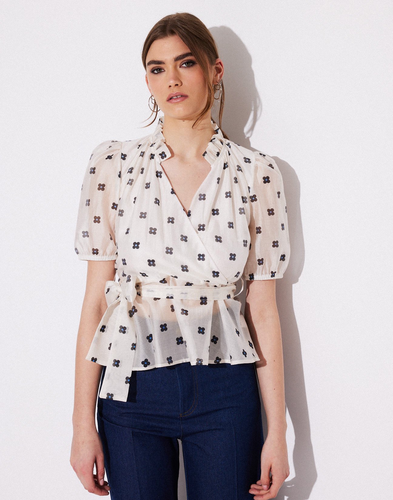 Printed blouse with ruffles