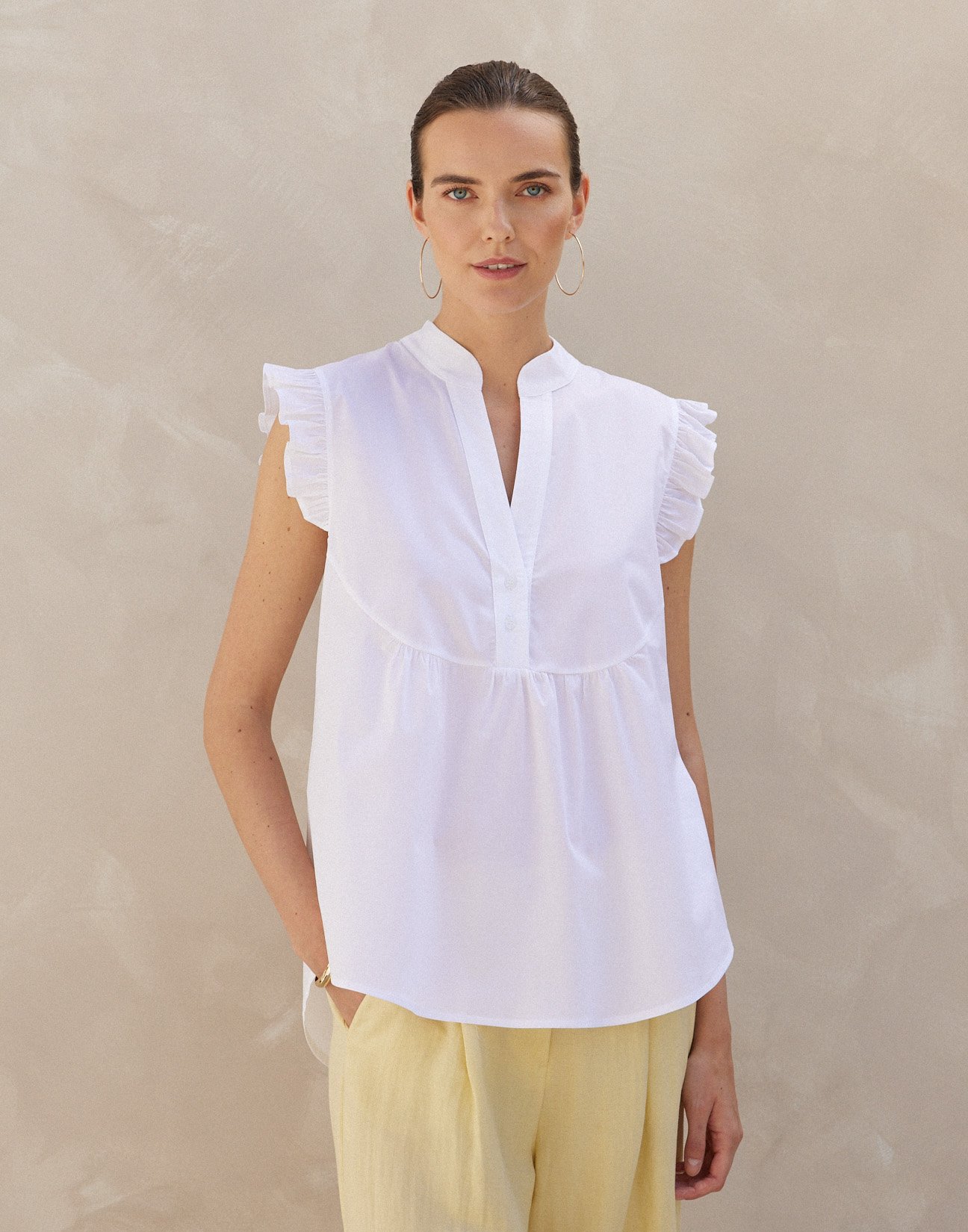 Poplin blouse with ruffles