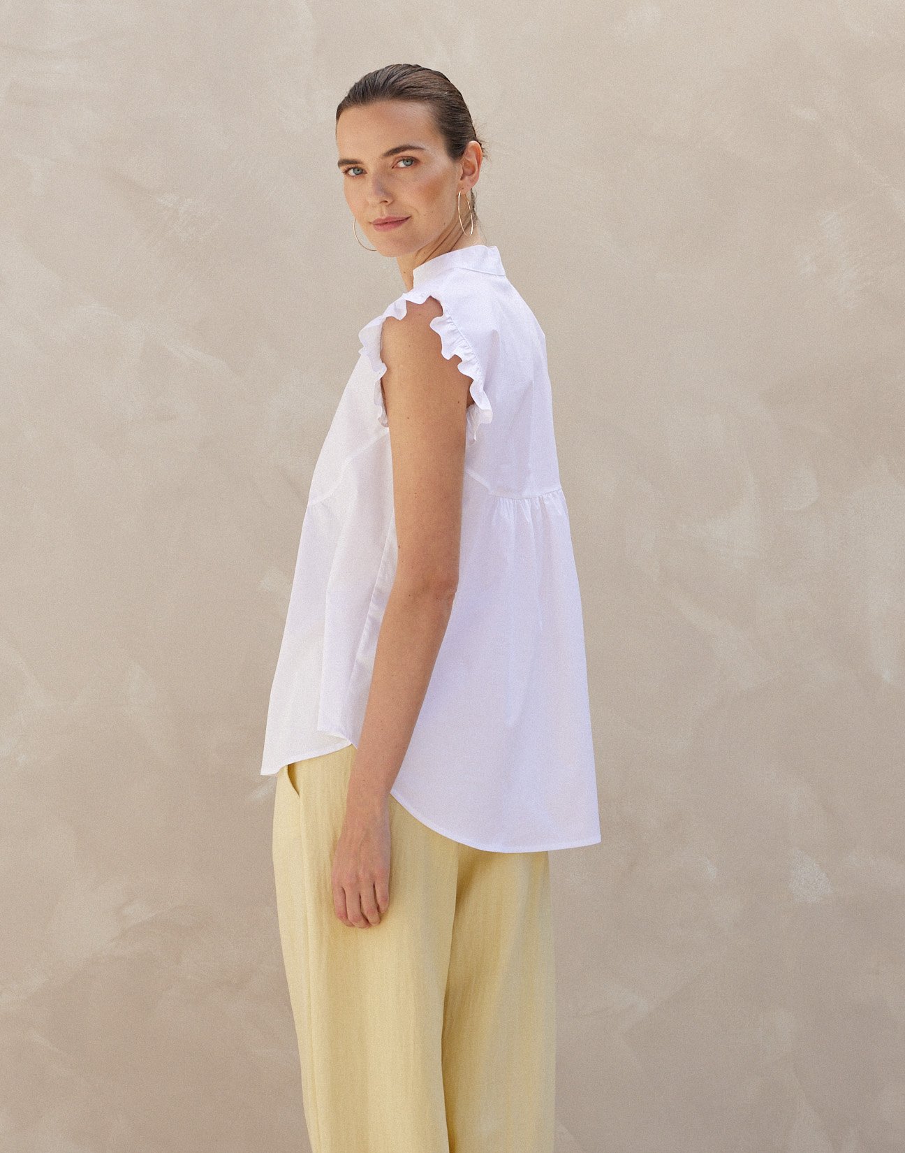 Poplin blouse with ruffles