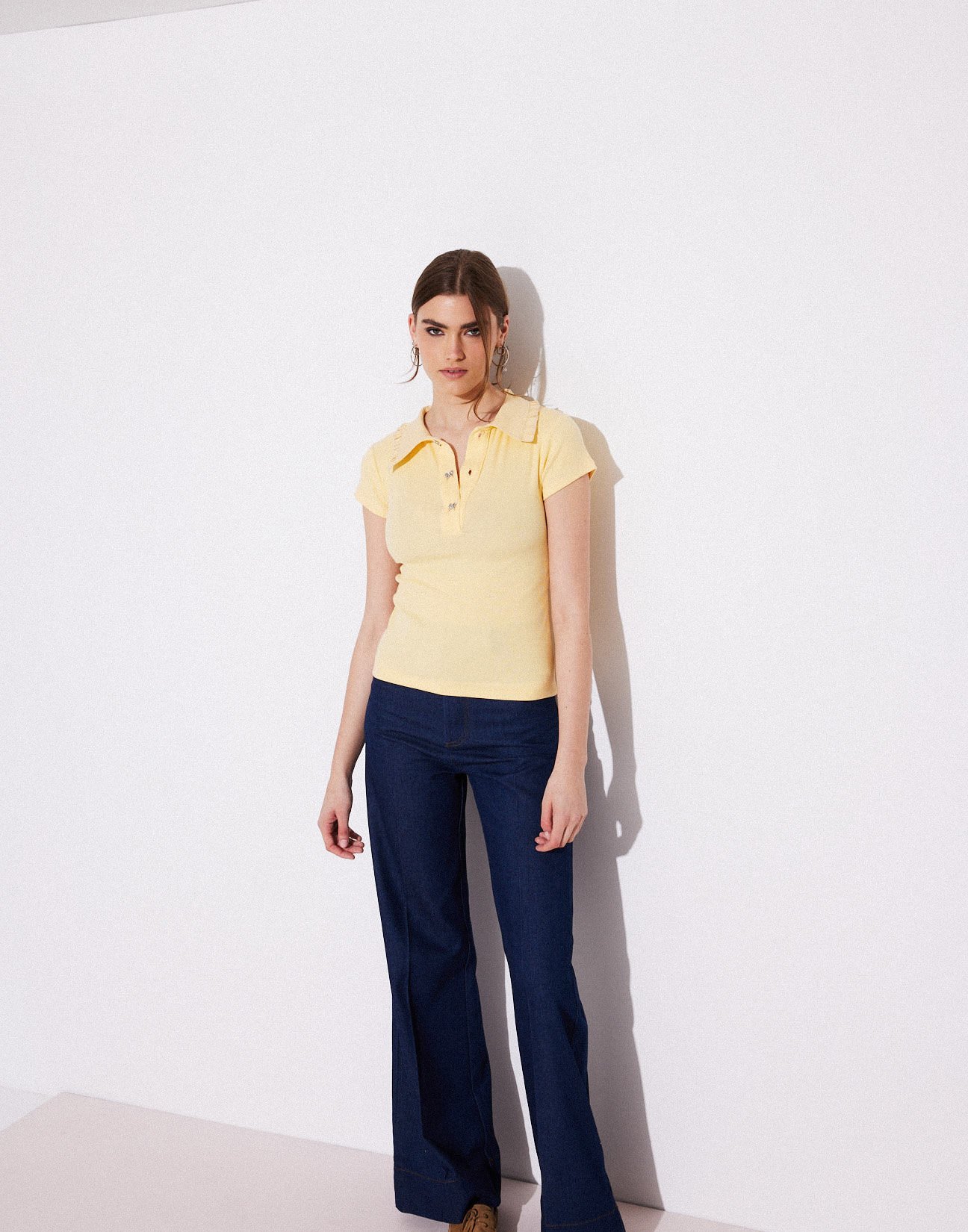 Ribbed top with collar