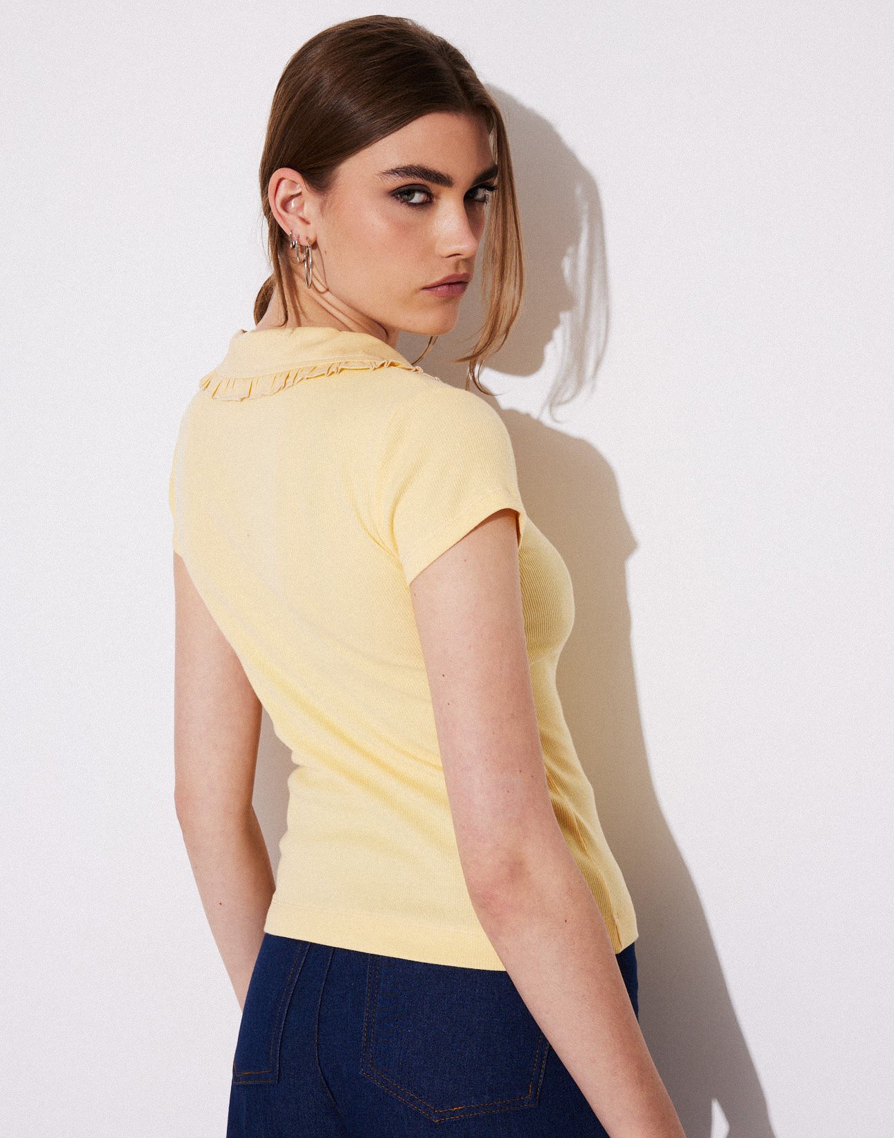 Ribbed top with collar