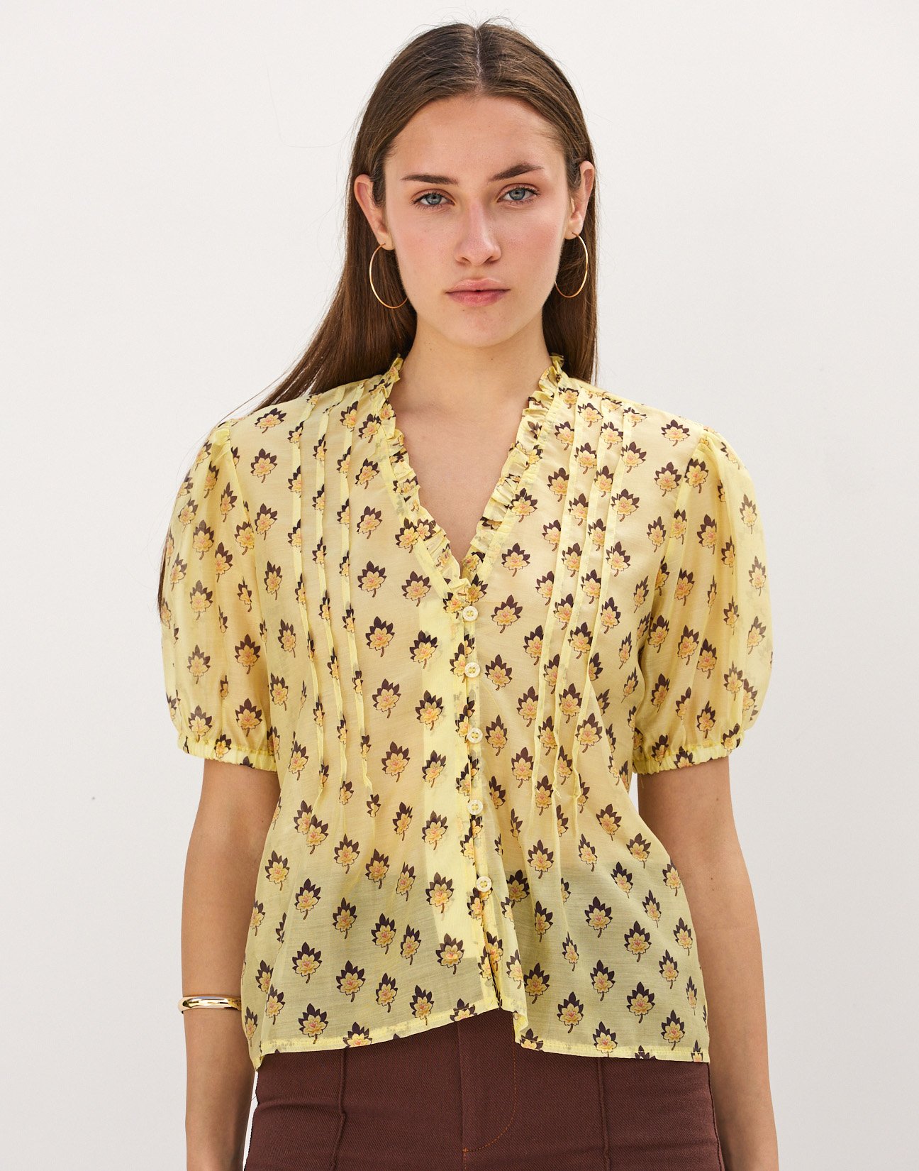 Printed shirt with pleats