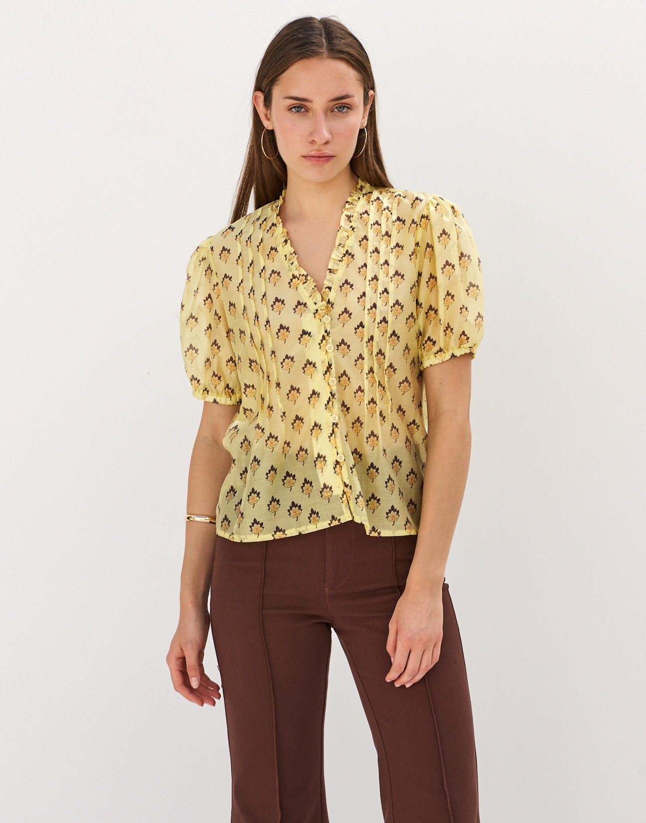 Printed shirt with pleats
