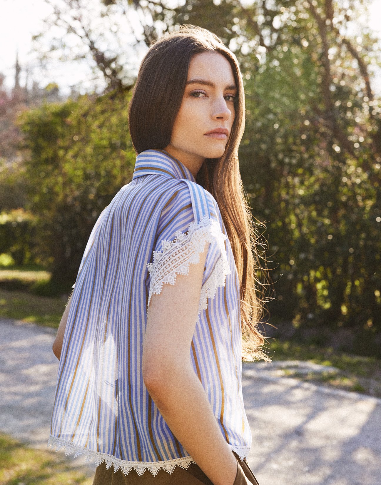 Striped shirt with lace