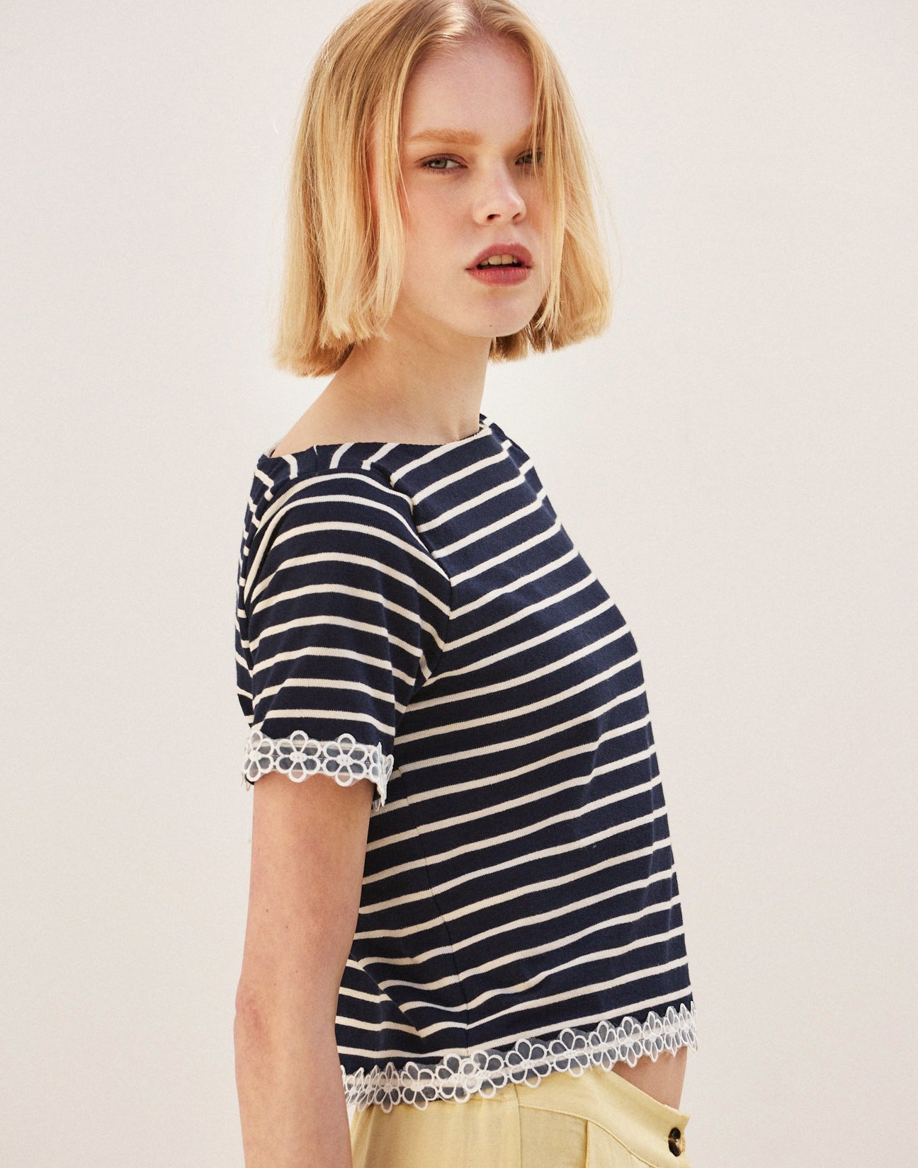 Striped blouse with lace