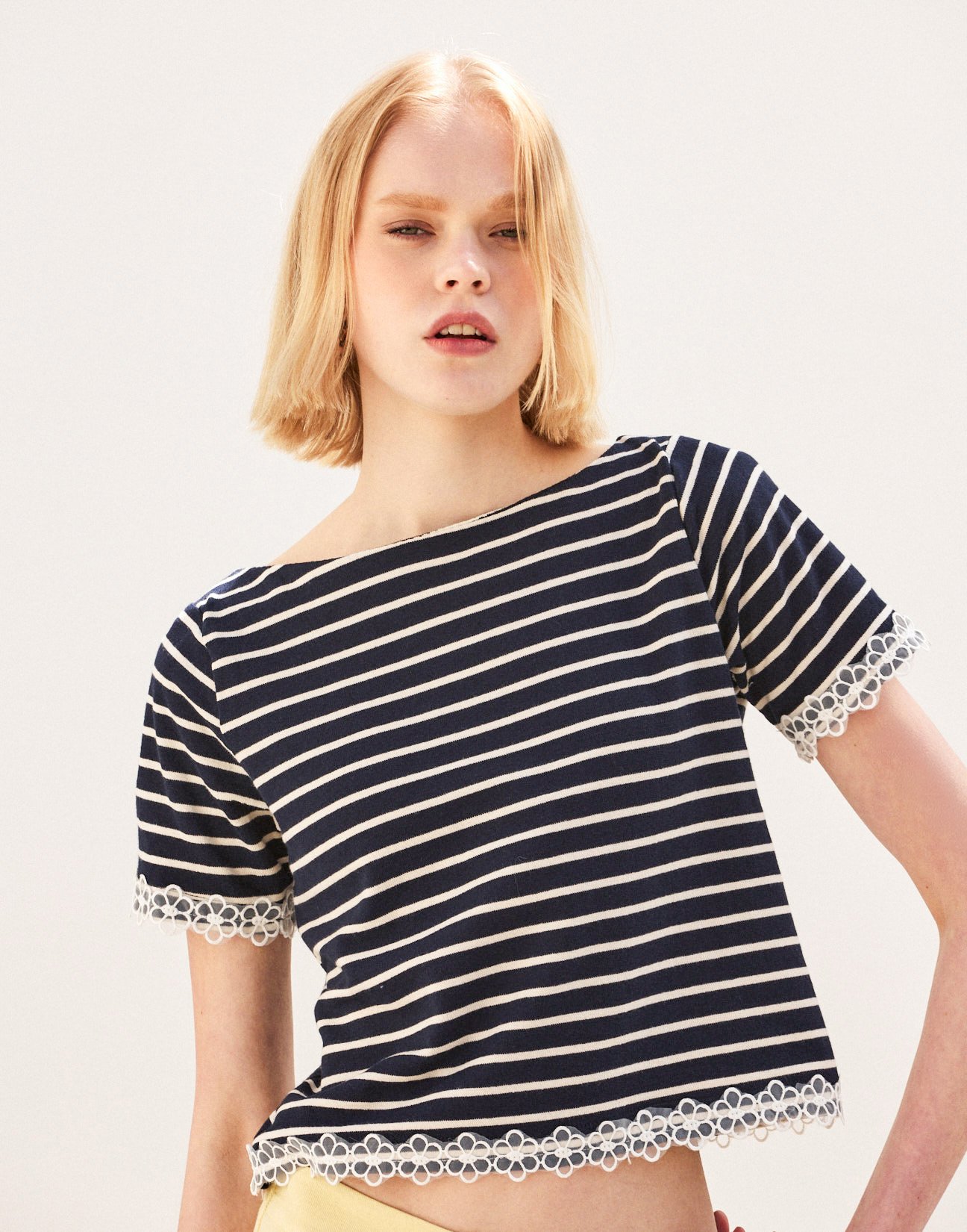 Striped blouse with lace