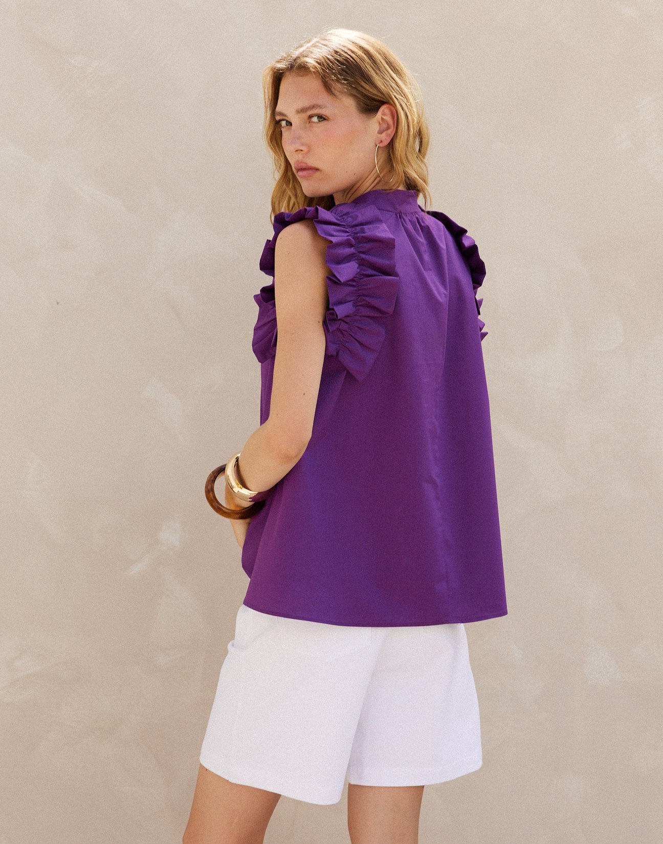 Poplin blouse with ruffles