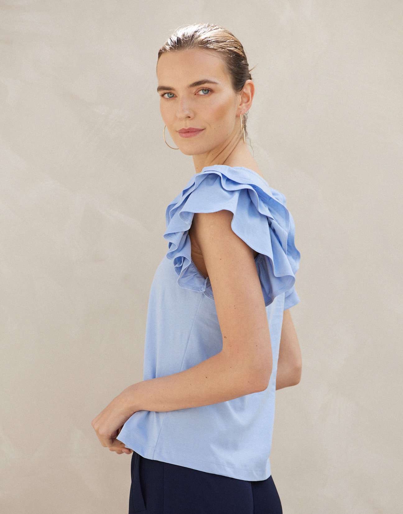 Blouse with double ruffles
