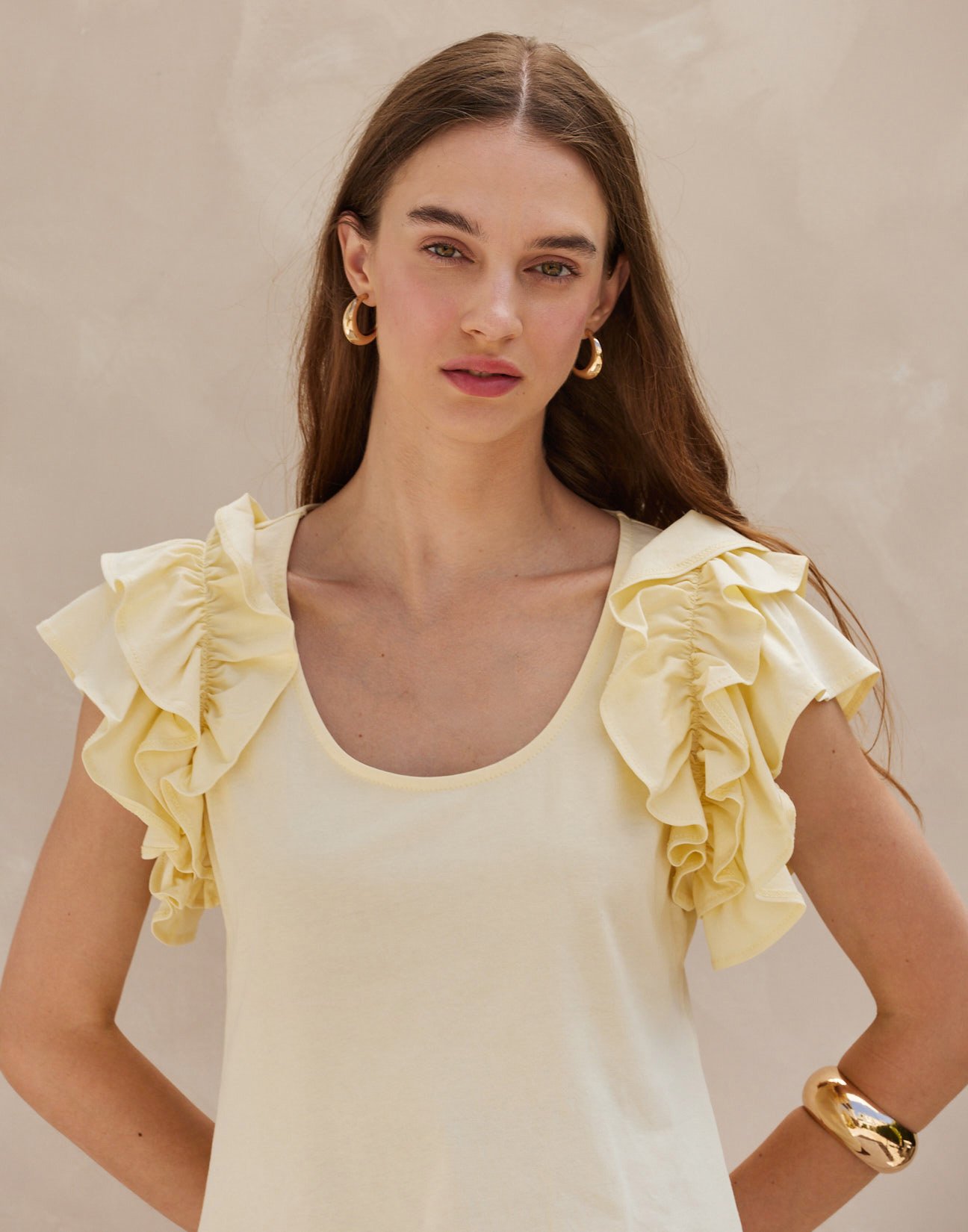 Blouse with double ruffles