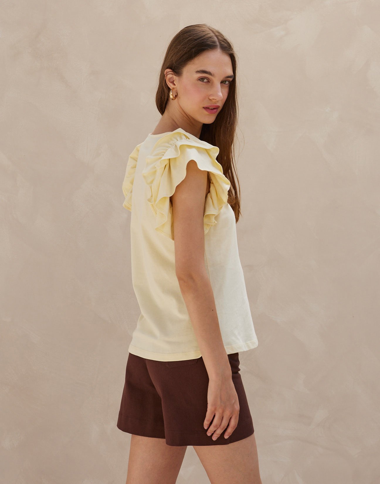 Blouse with double ruffles