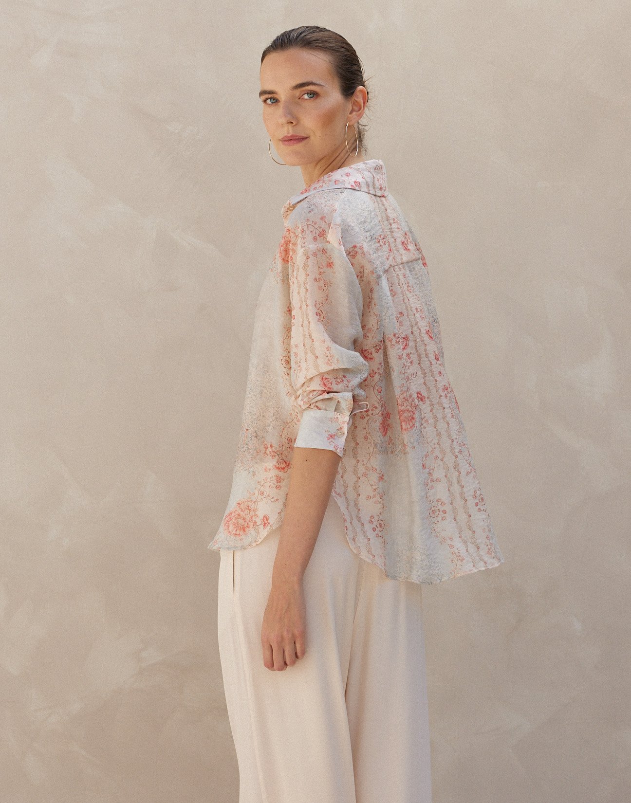 Oversized printed shirt