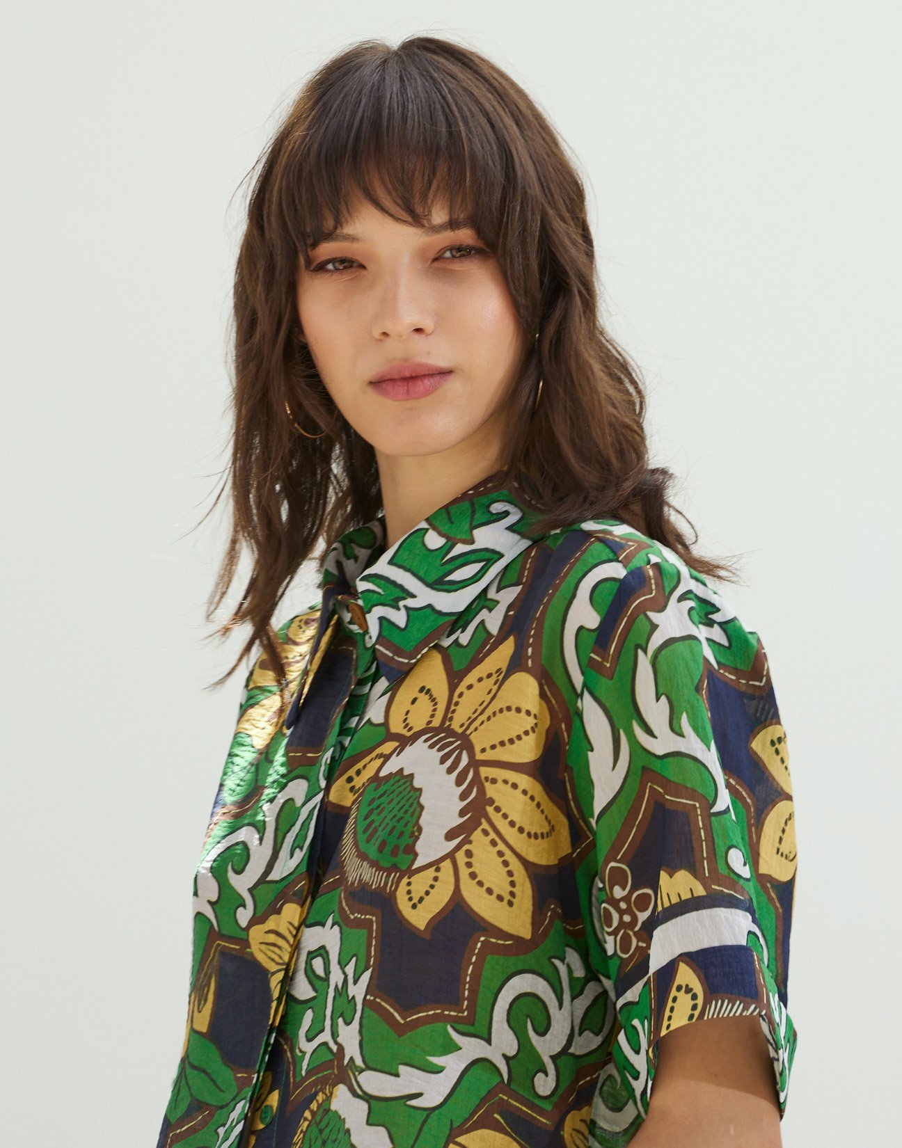 Turn up printed shirt