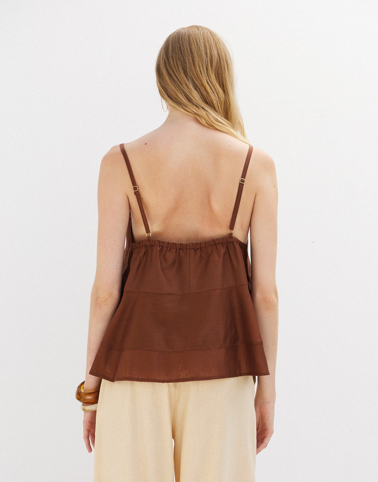 Τοπ με τιράντες