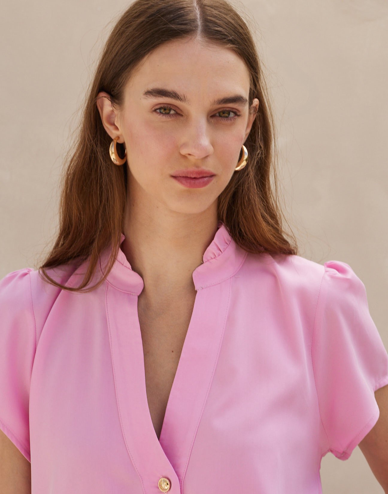 Blouse with button
