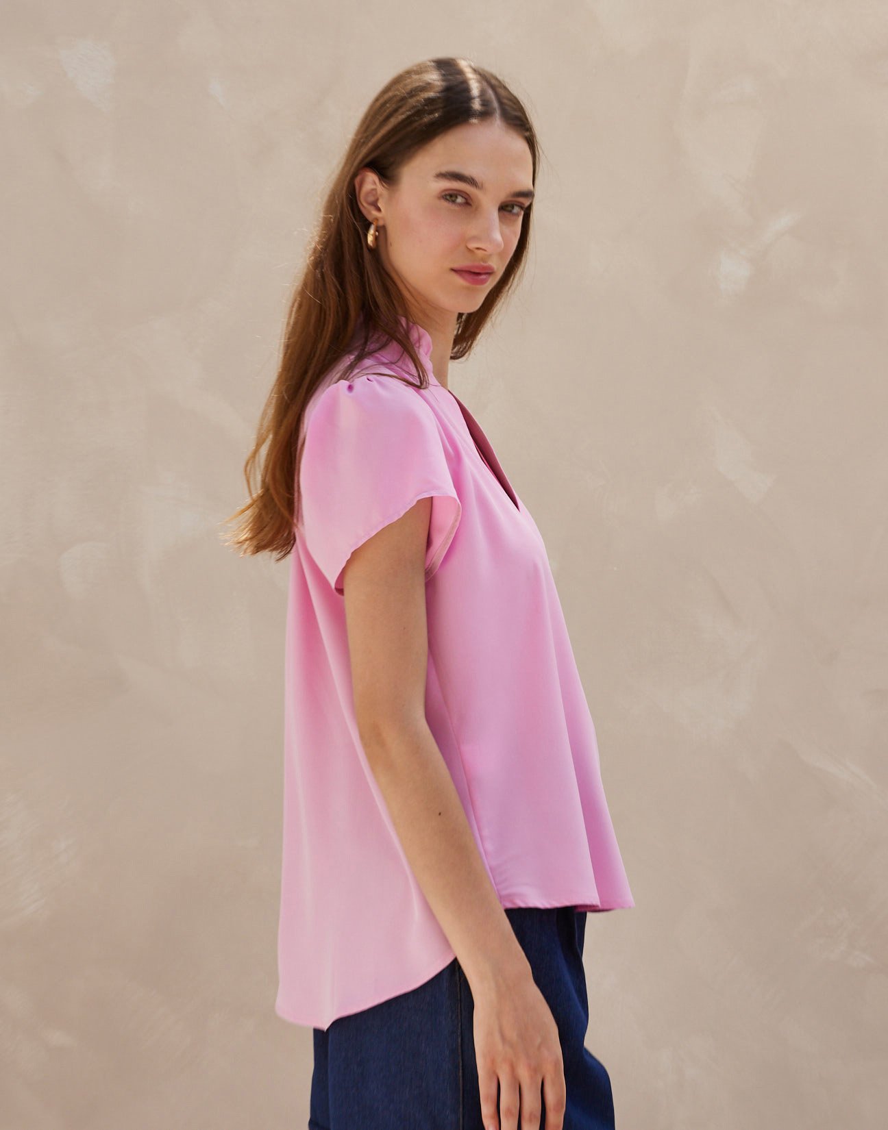 Blouse with button