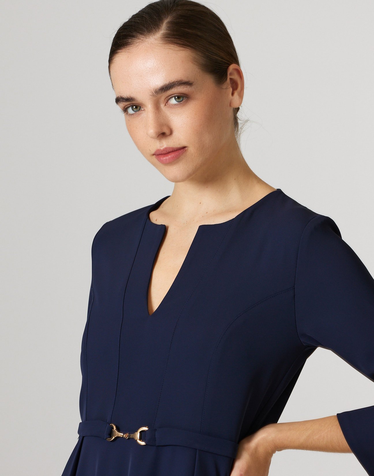 Midi dress with buckle