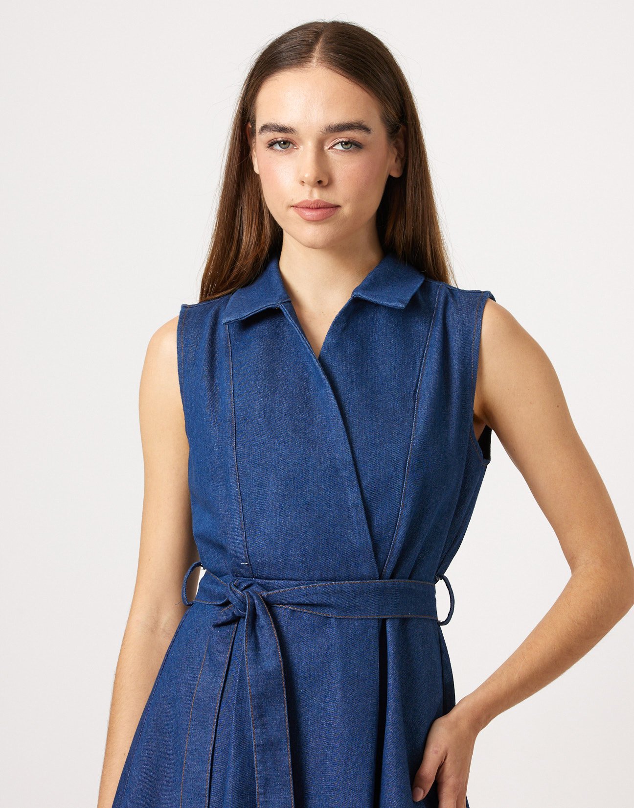 Midi denim dress with collar