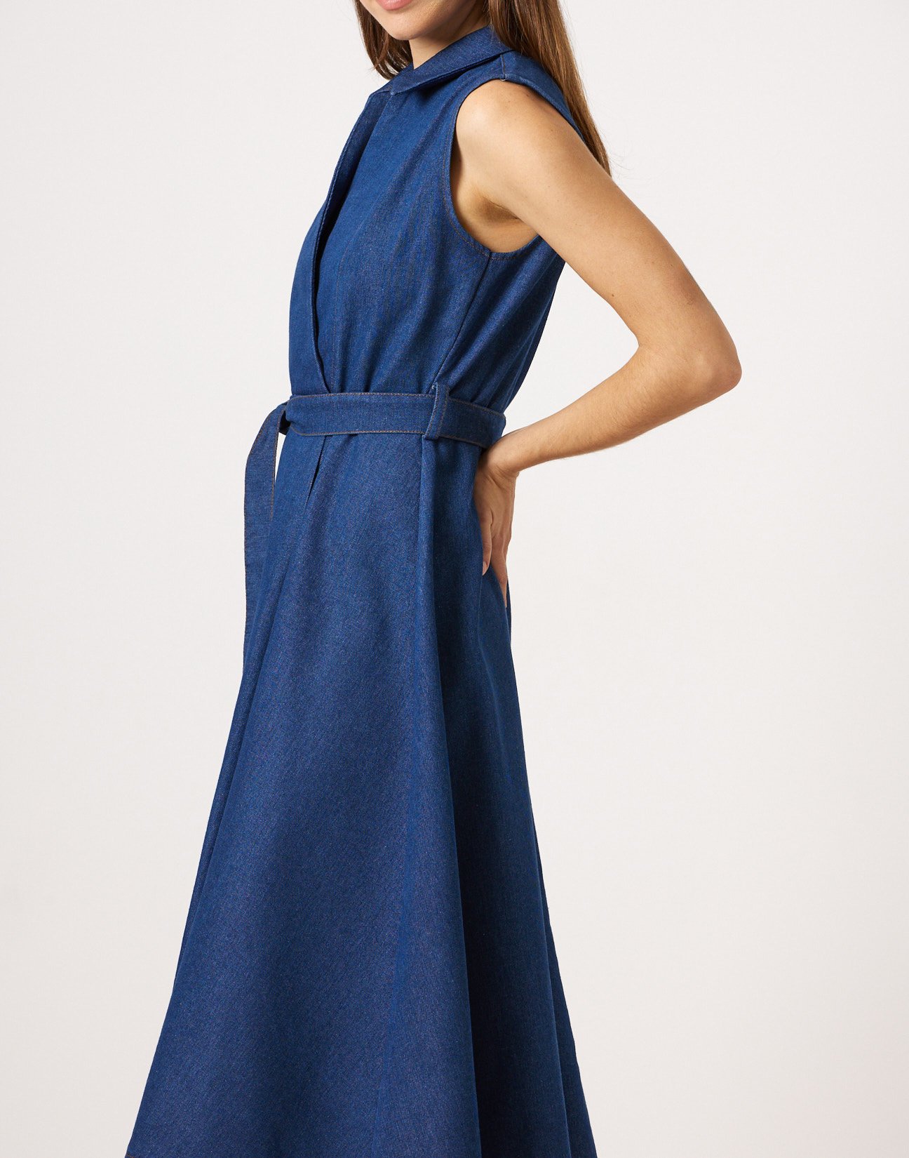 Midi denim dress with collar