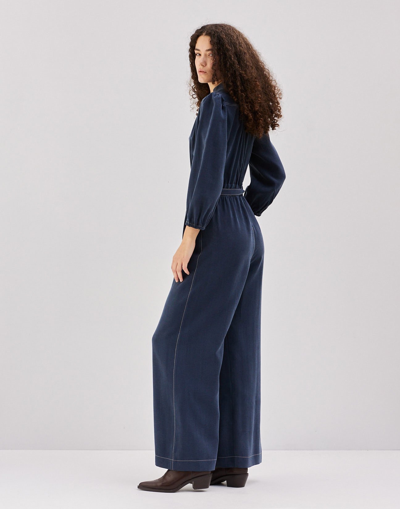 Jumpsuit with topstitching