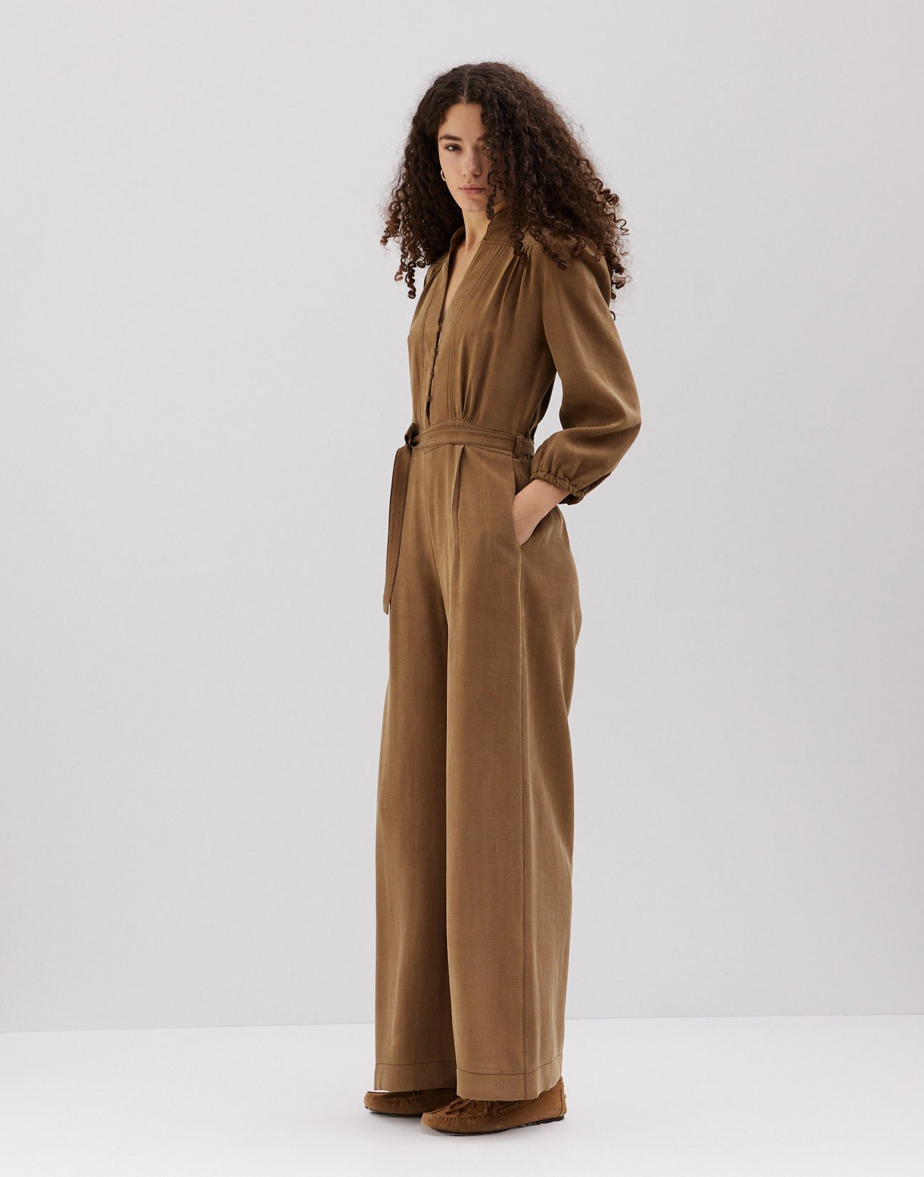 Jumpsuit with topstitching
