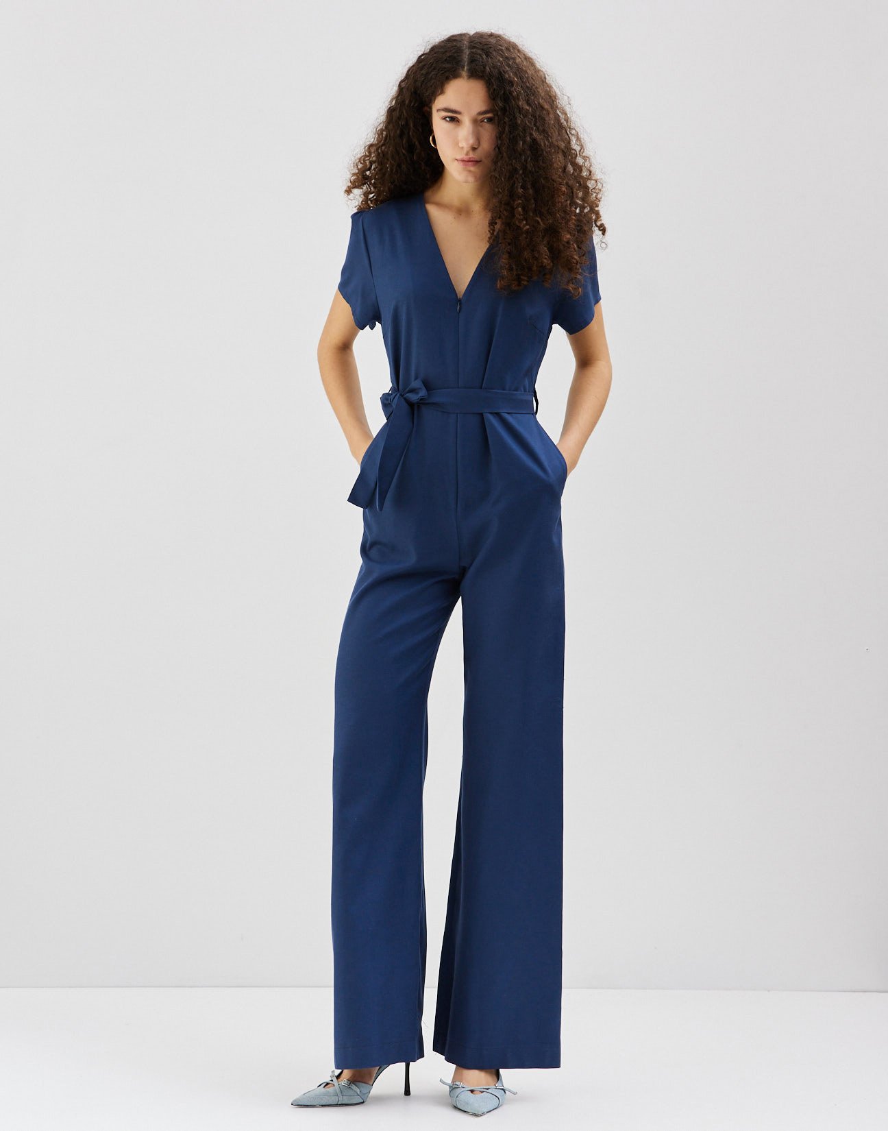 Jumpsuit with zip