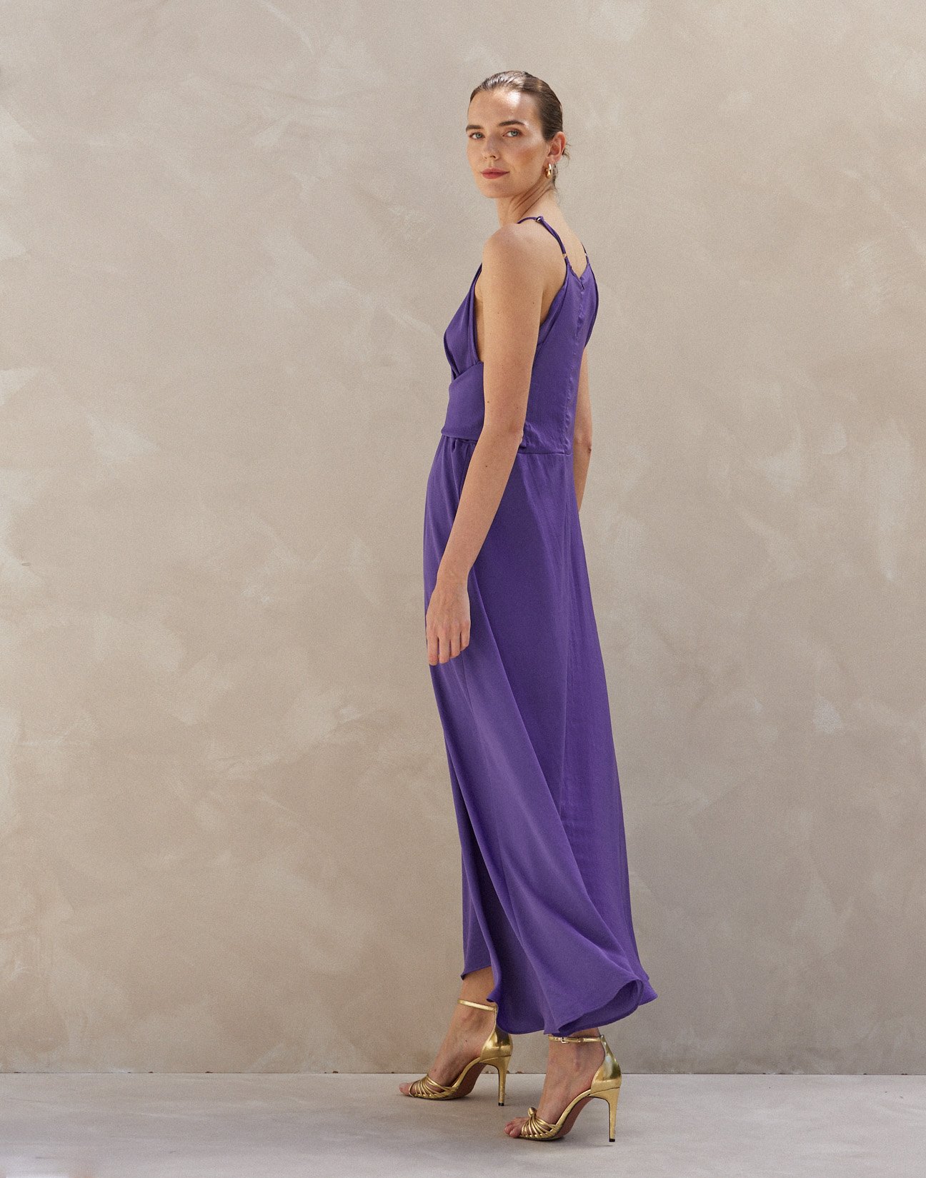 Maxi dress with tie