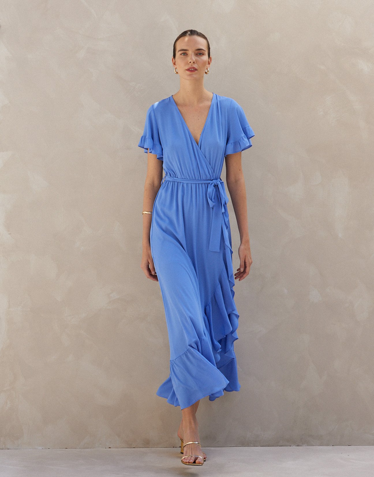 Maxi dress with ruffles