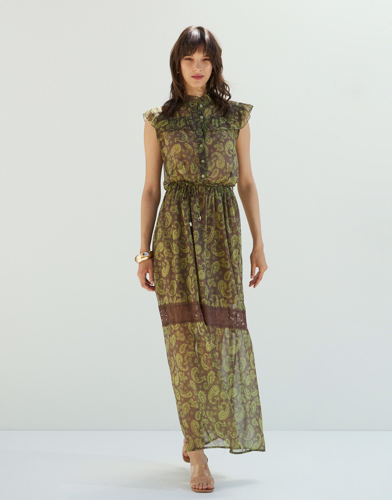 Maxi dress with ruffles