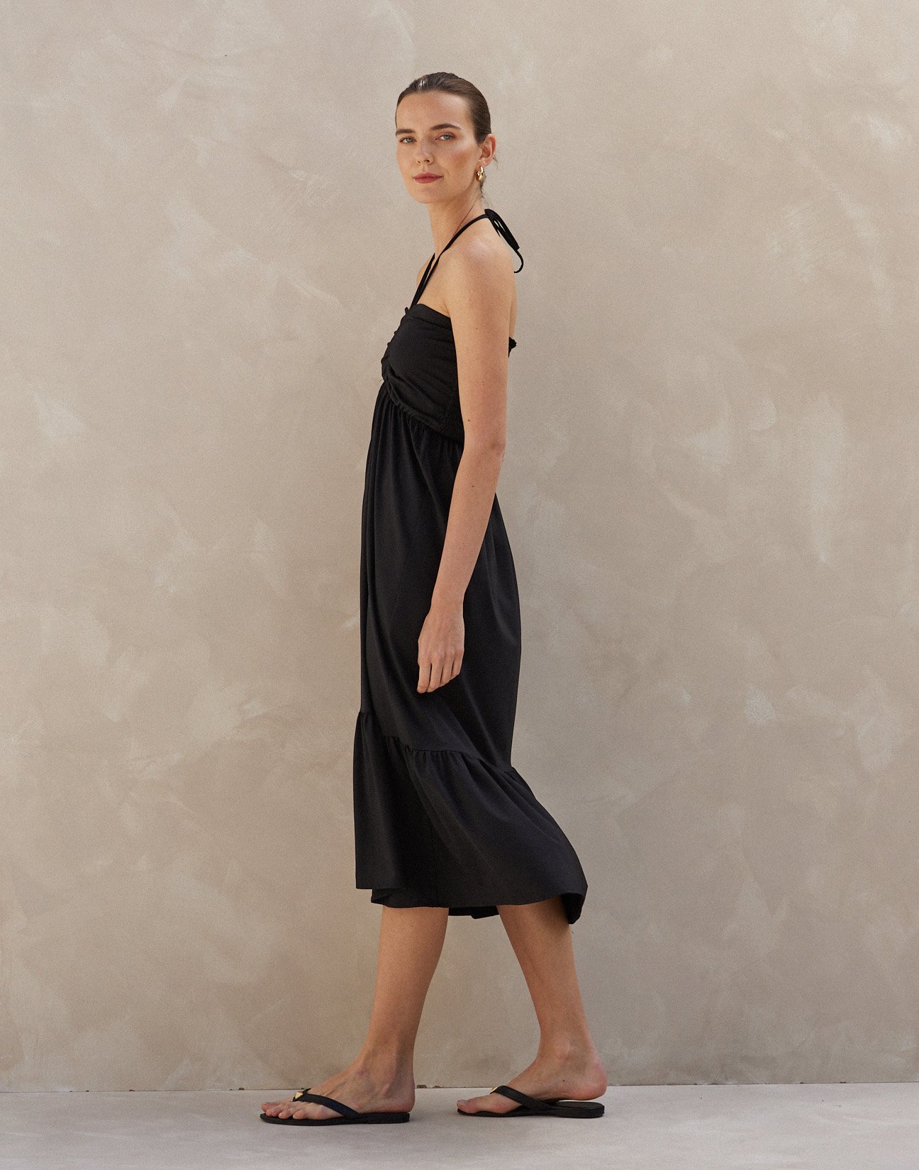 Off shoulders midi dress