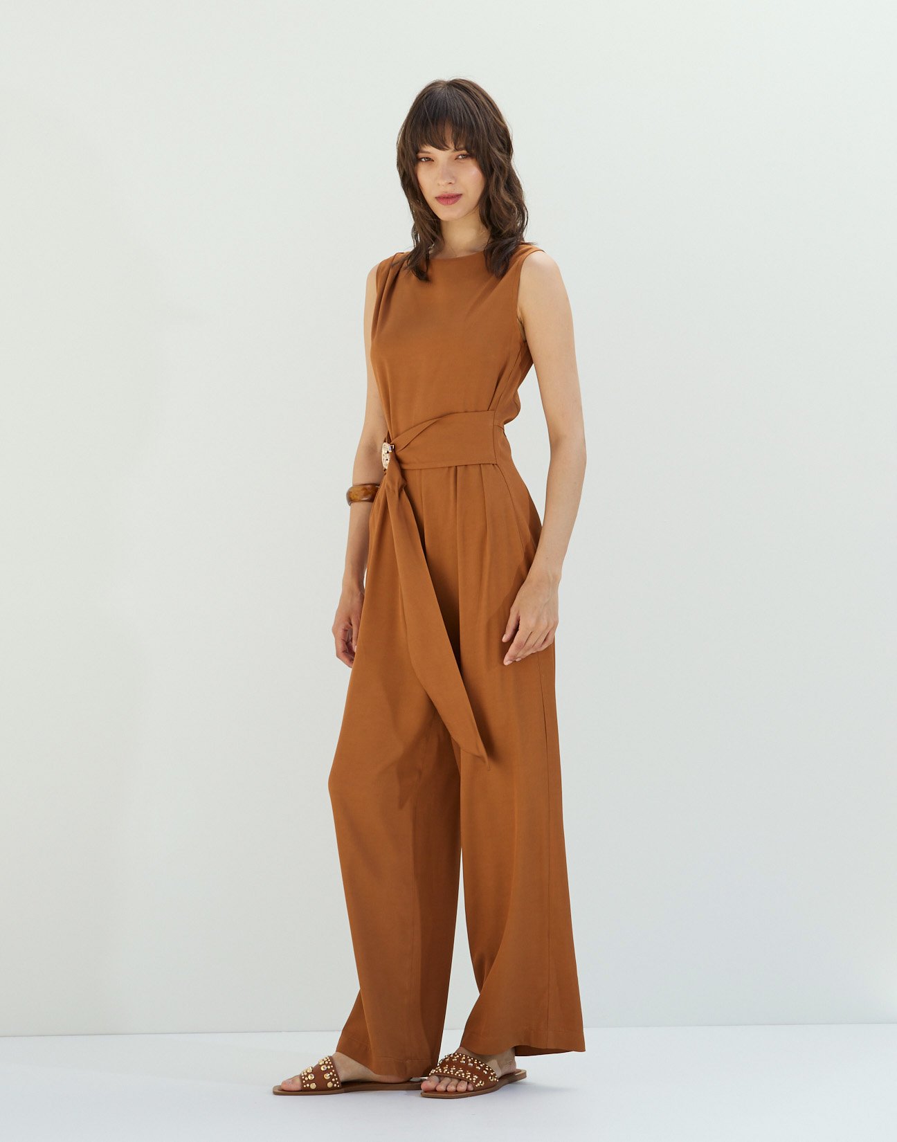 Jumpsuit with buckle