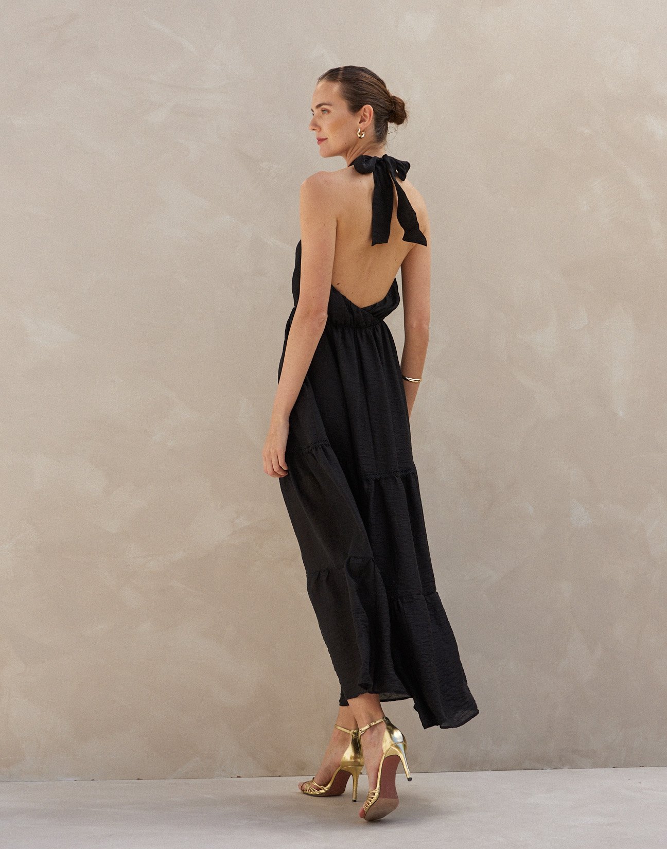 Maxi dress with tie