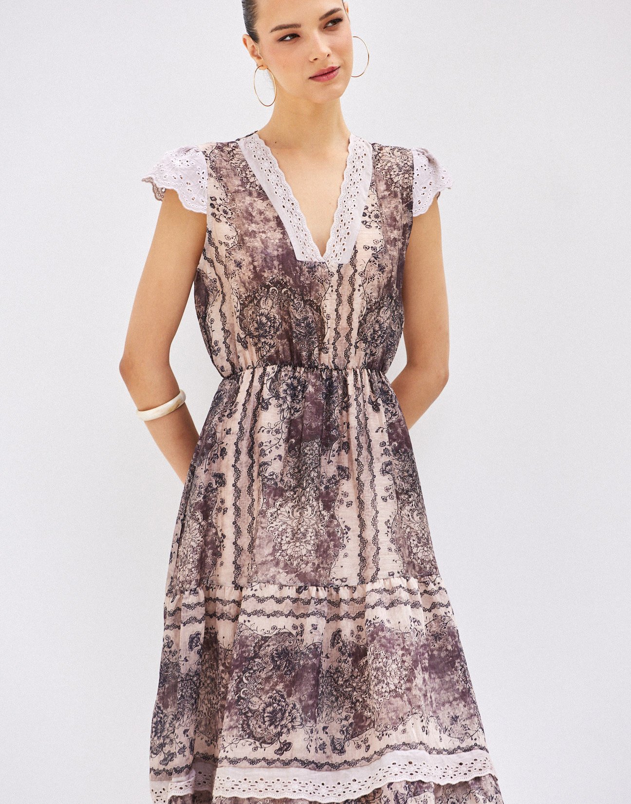 Printed dress with embroidery detail