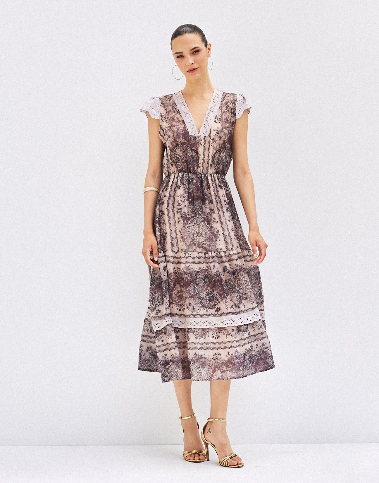 Printed dress with embroidery detail