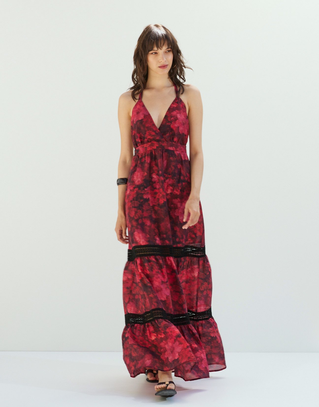 Maxi dress with tie
